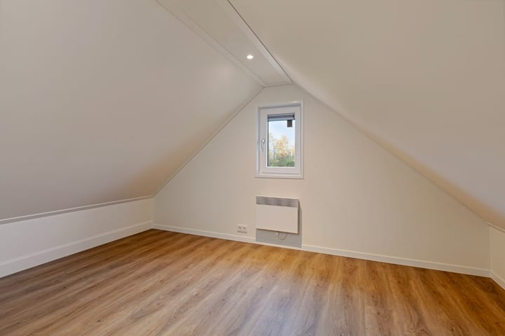 Foto 24 van Zuiderdwarsdijk 38-DEMO