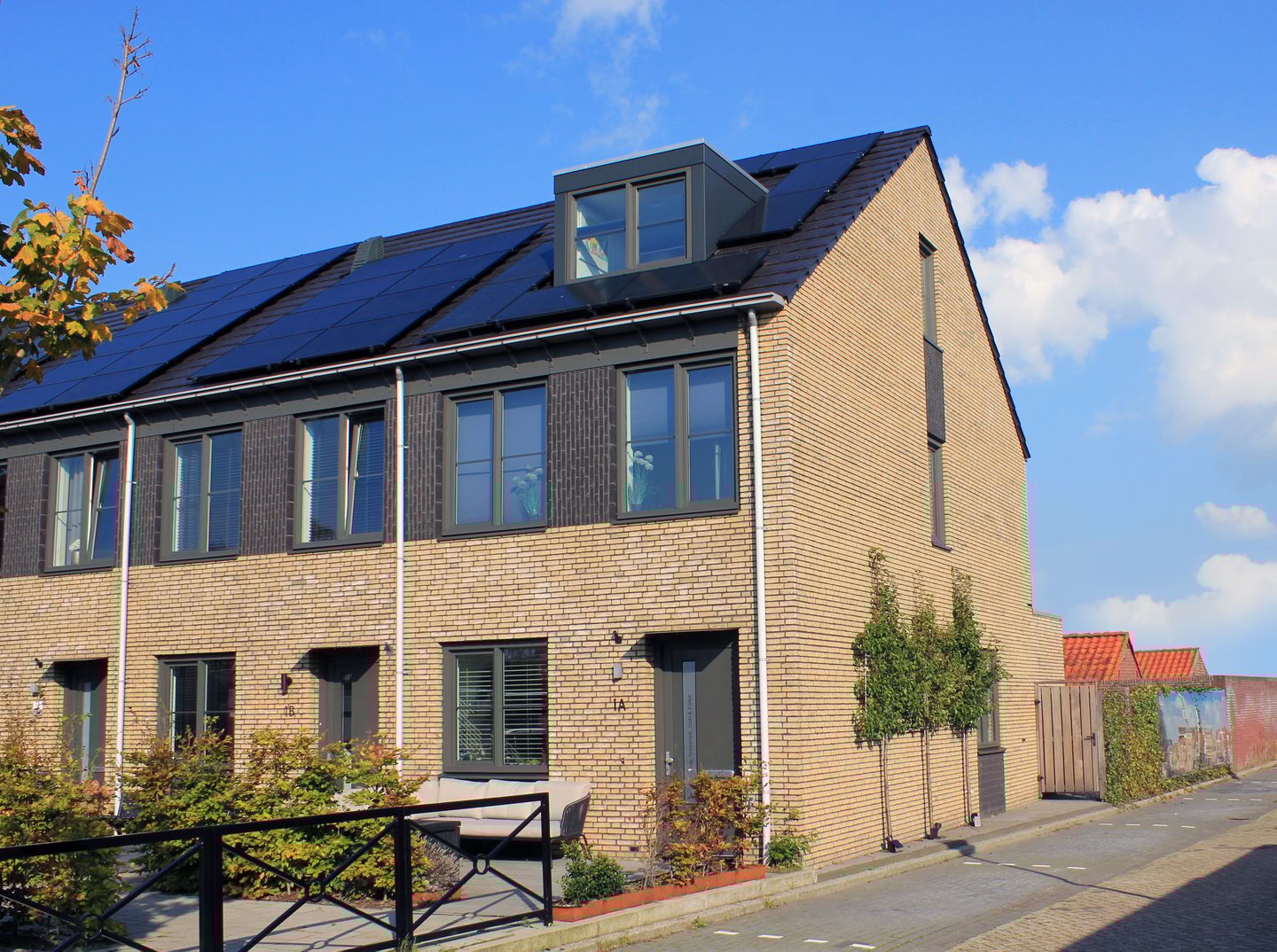 Foto 1 van De Sonnavillestraat 1-A