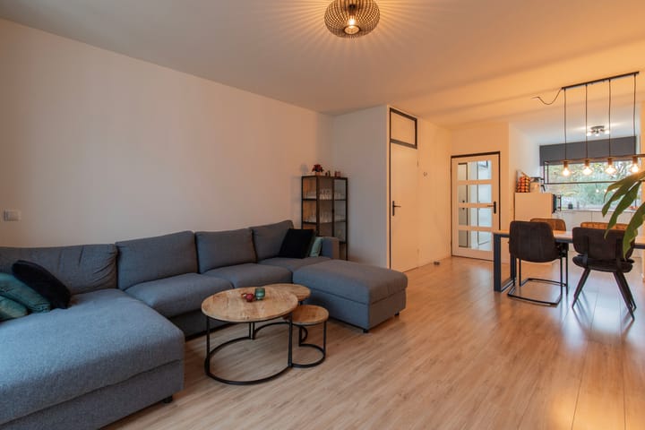 Foto 12 van Jan Steenstraat 9