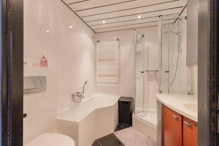 Foto 19 van Jan Steenstraat 9