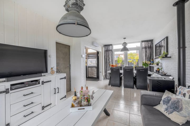 Foto 14 van Jan van de Cappellestraat 27