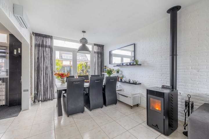 Foto 15 van Jan van de Cappellestraat 27