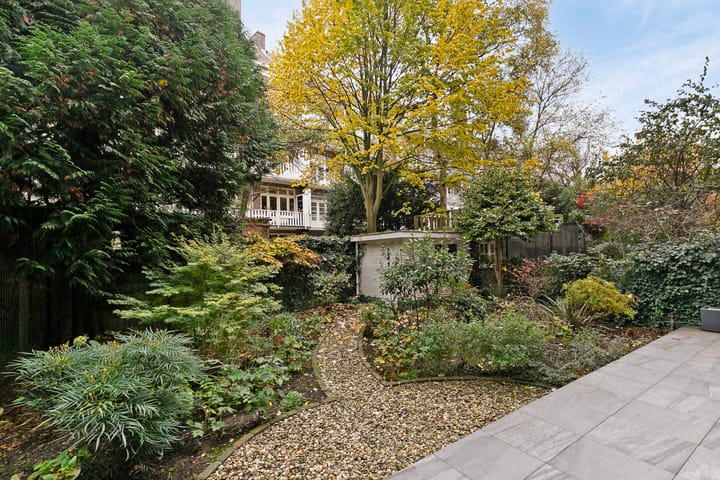 Foto 2 van Courbetstraat 11-H