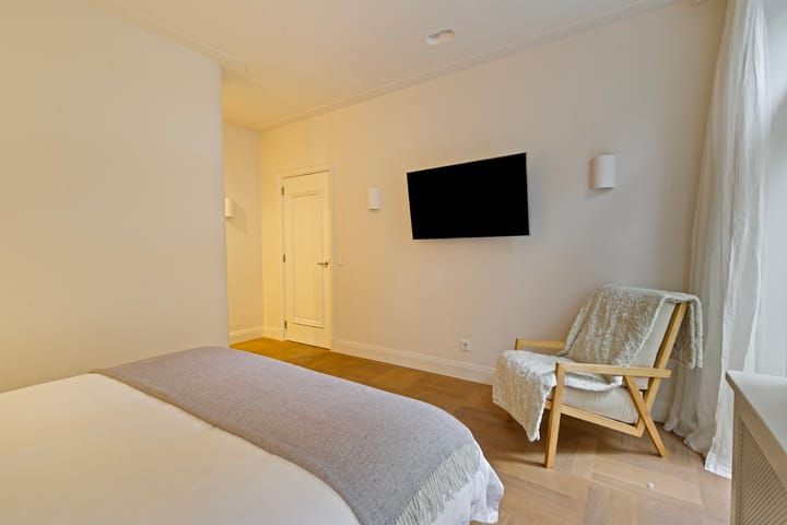 Foto 16 van Courbetstraat 11-H