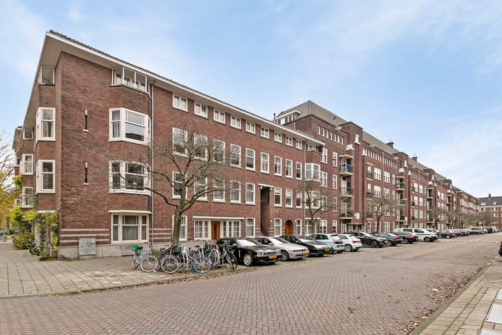 Foto 23 van Courbetstraat 11-H