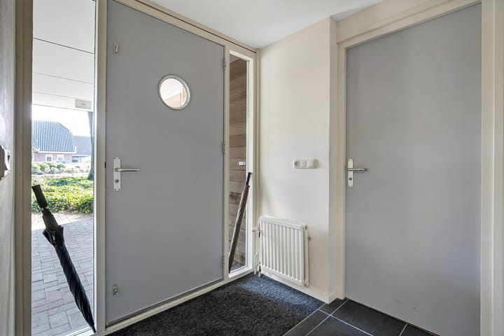 Foto 6 van Burg.van Haersoltestraat 41