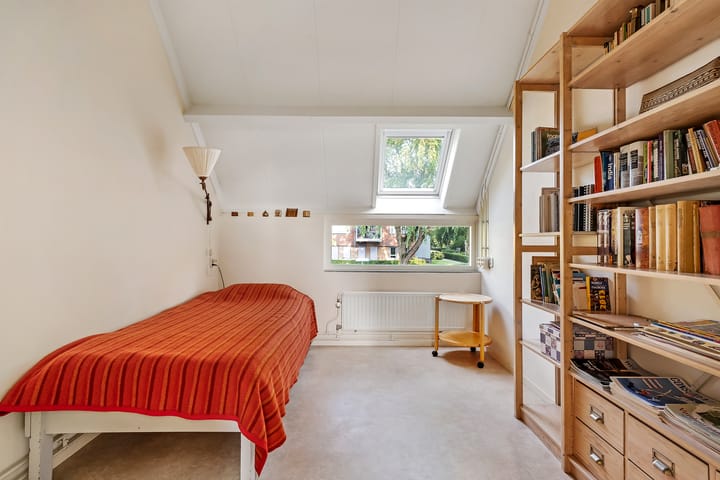 Foto 28 van Burg.van Haersoltestraat 41