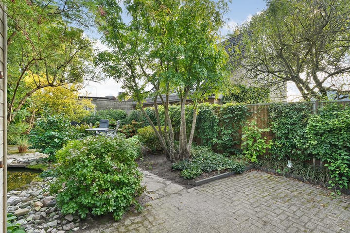 Foto 37 van Burg.van Haersoltestraat 41