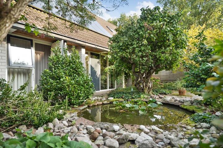 Foto 38 van Burg.van Haersoltestraat 41