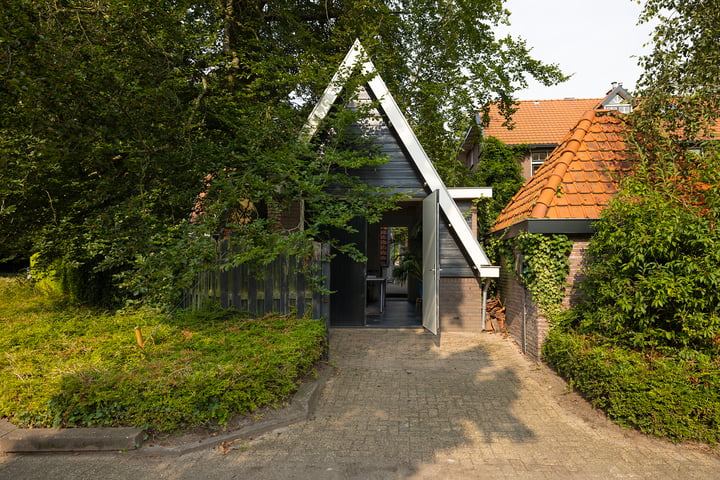 View photo 51 of Vondellaan 15