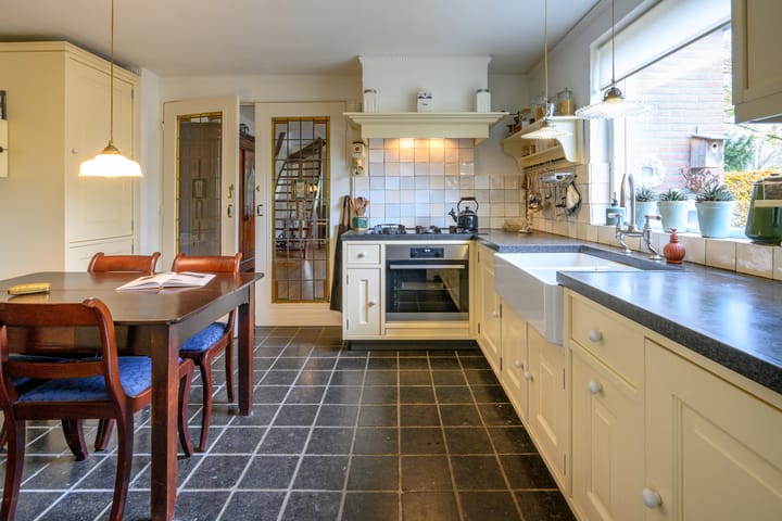 Foto 10 van Arnhemsestraat 151