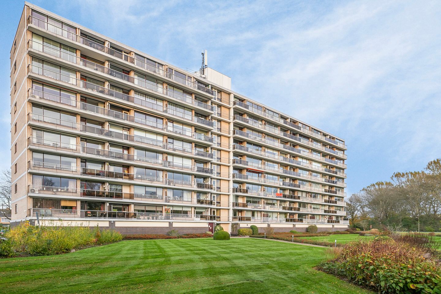 Foto 1 van Kloosplantsoen 283