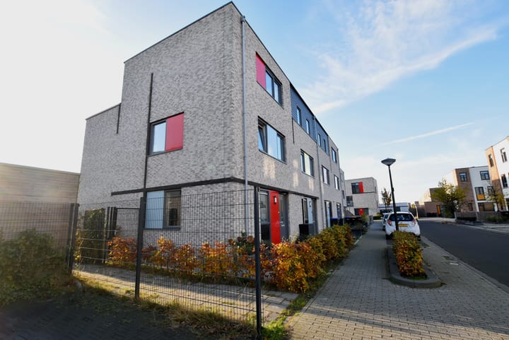 Foto 1 van Klaproos 12