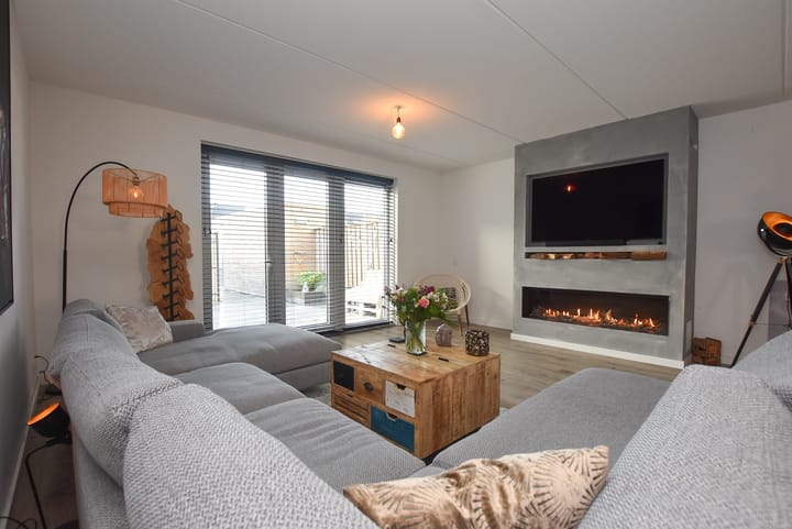 Foto 4 van Klaproos 12