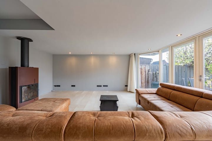 Foto 7 van Jan van Gooyenhof 21