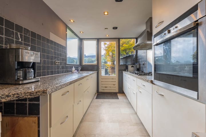 Foto 14 van Jan van Gooyenhof 21