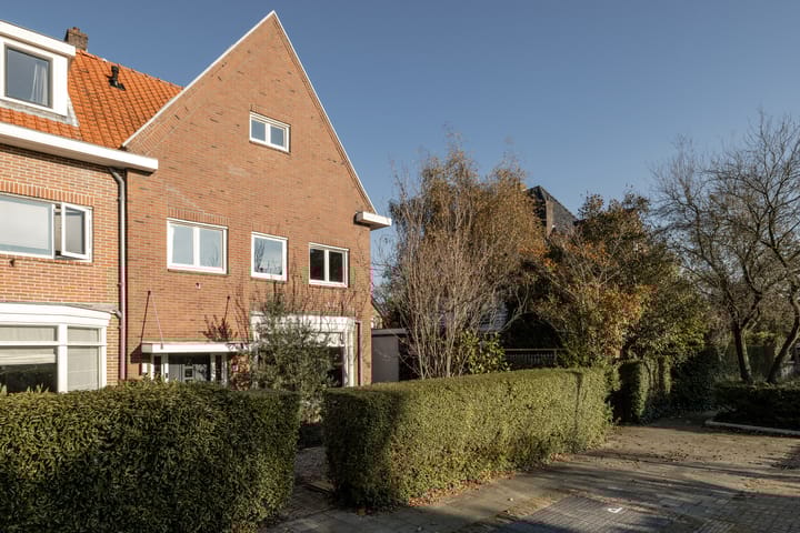 Foto 2 van Azalealaan 4