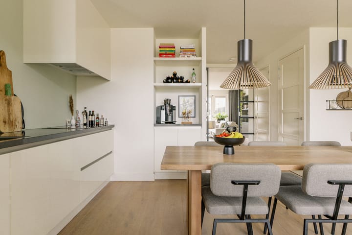 Foto 11 van Van Amerongenerf 16