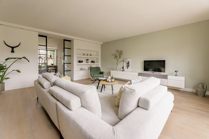 Foto 17 van Van Amerongenerf 16