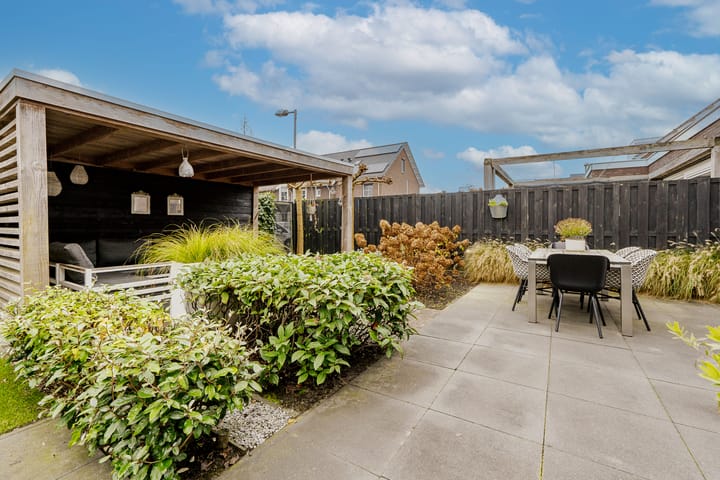 Foto 23 van Van Amerongenerf 16