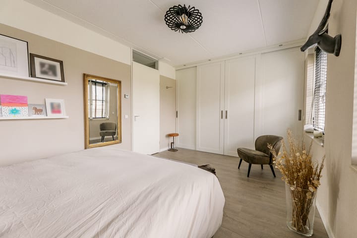 Foto 28 van Van Amerongenerf 16