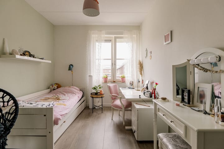 Foto 33 van Van Amerongenerf 16