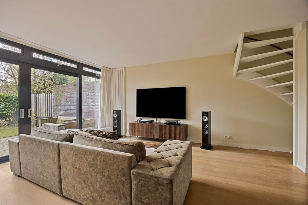 Foto 13 van Julianastraat 66