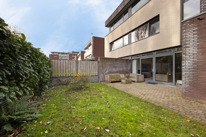 Foto 35 van Julianastraat 66