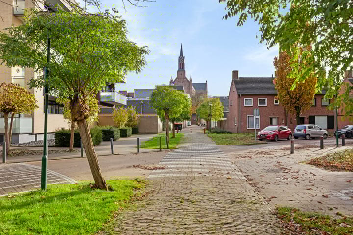 Foto 38 van Julianastraat 66