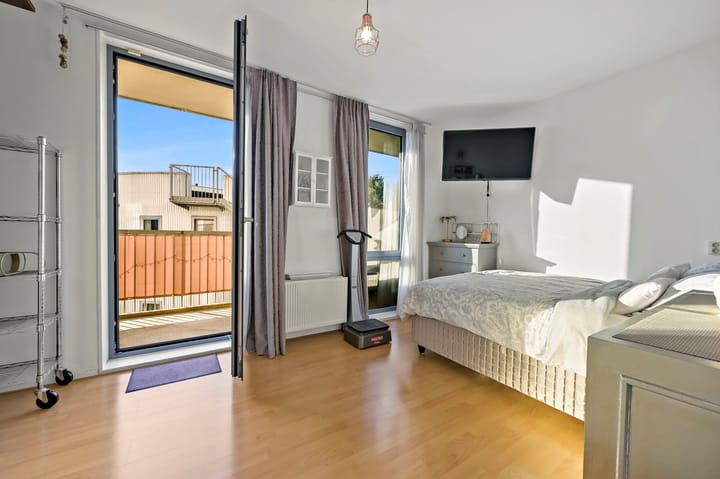 Foto 24 van Lyonnetstraat 3-E