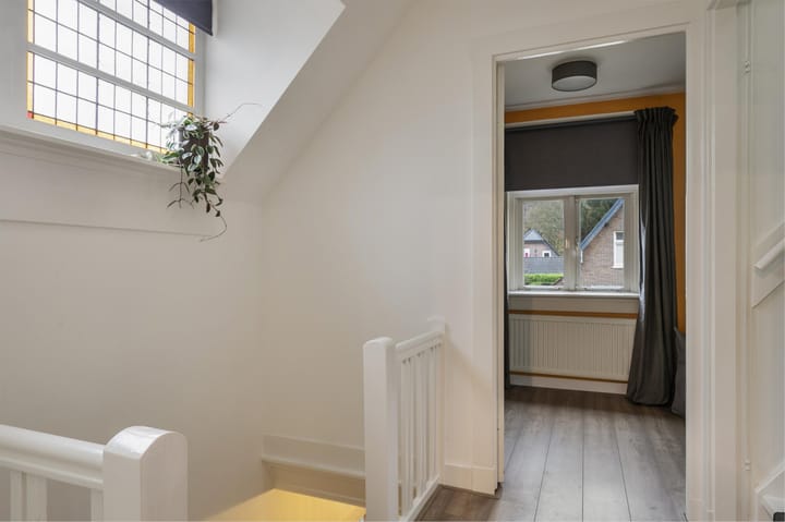 Foto 14 van Middellaan 11