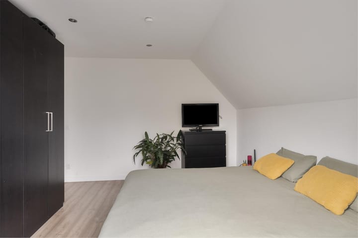 Foto 16 van Middellaan 11