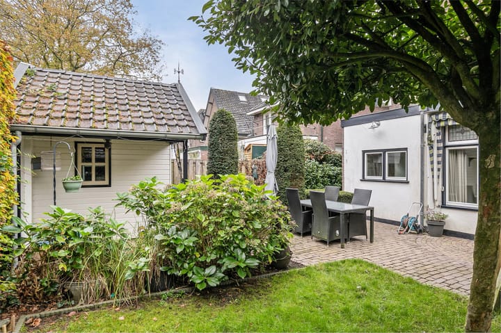 Foto 3 van Middellaan 11