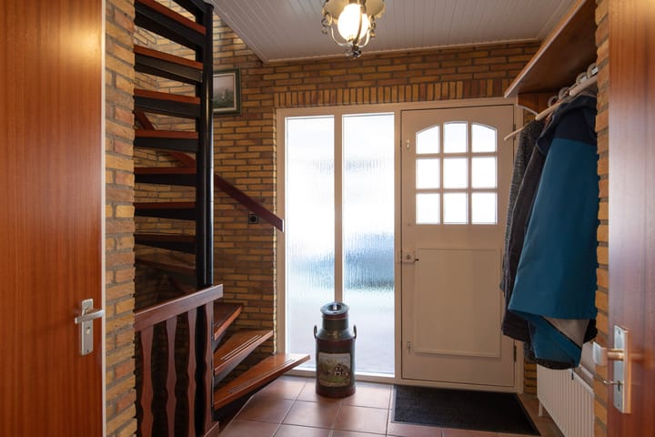 Foto 10 van van Weesstraat 11