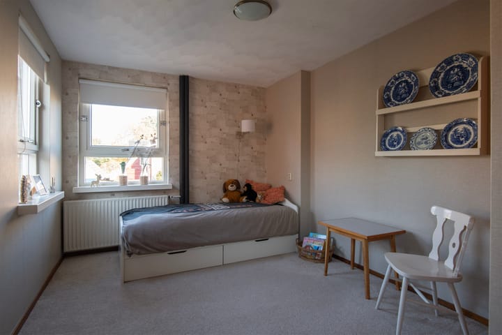 Foto 13 van van Weesstraat 11