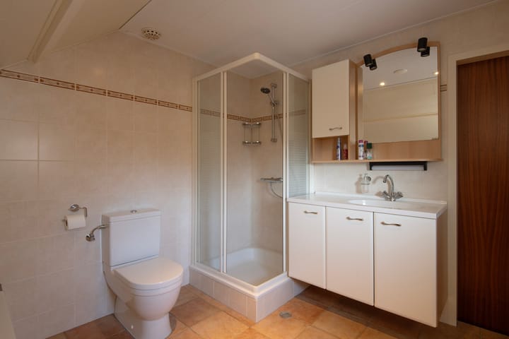 Foto 16 van van Weesstraat 11