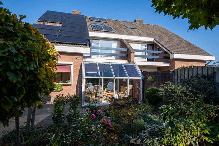 Foto 23 van van Weesstraat 11