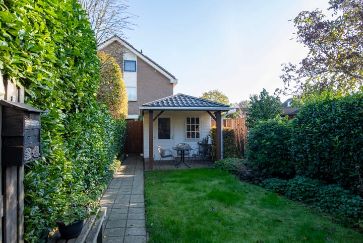 Foto 26 van van Weesstraat 11