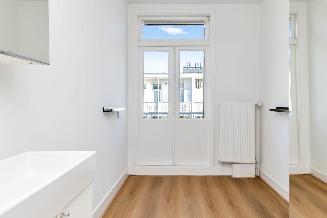 Foto 13 van Van Spilbergenstraat 56-3