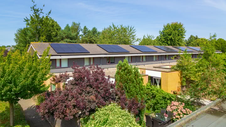 Photo 2 of Eeuwenweg 115