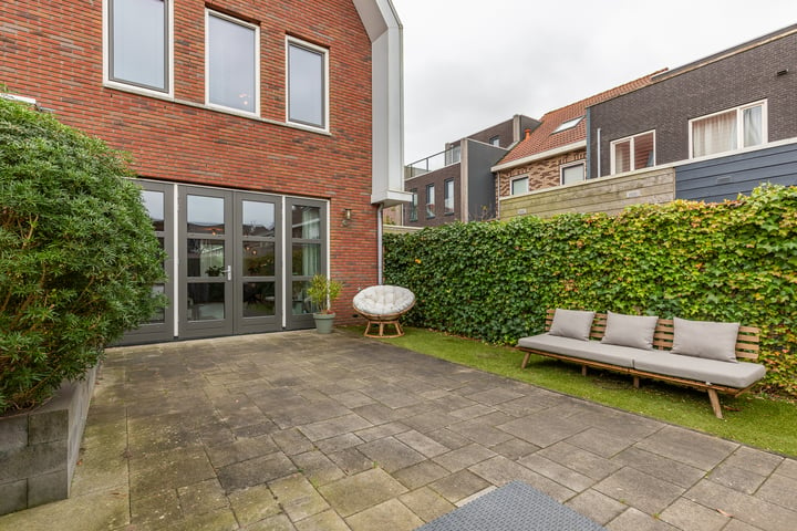 View photo 31 of Max Planckstraat 37