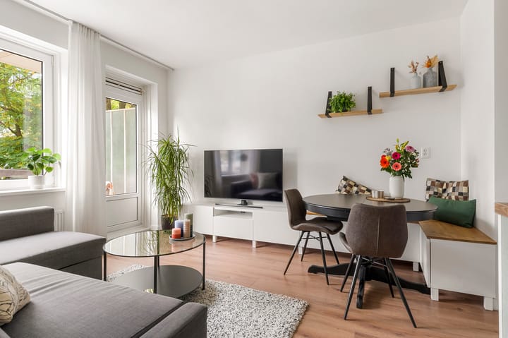 Foto 1 van Van Nijenrodeweg 221