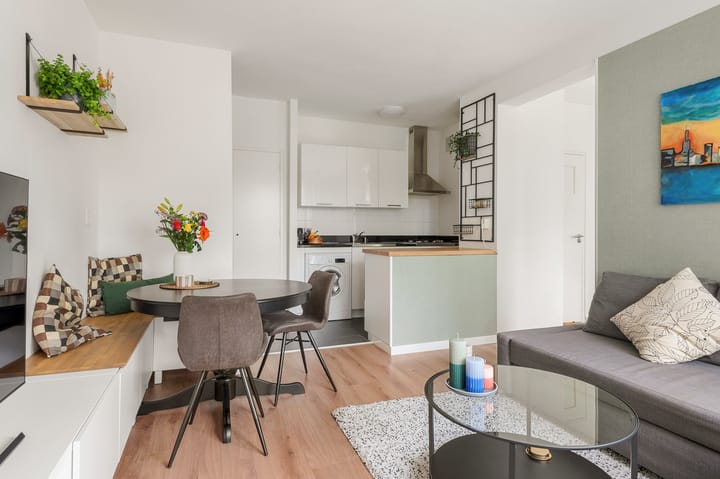 Foto 11 van Van Nijenrodeweg 221