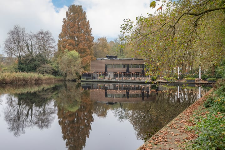 Bekijk foto 28 van Van Nijenrodeweg 221