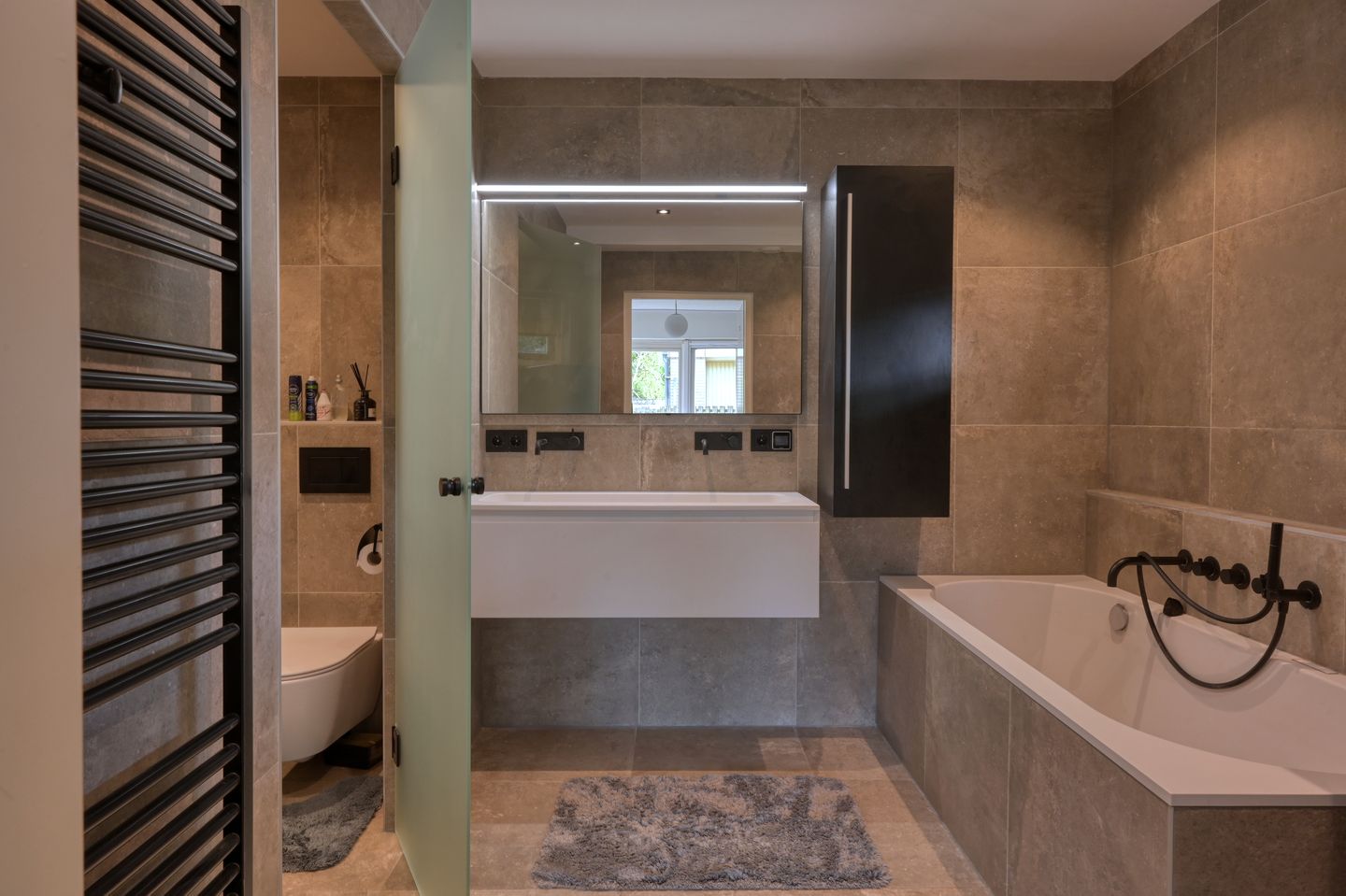 Foto 25 van Badlaan 8