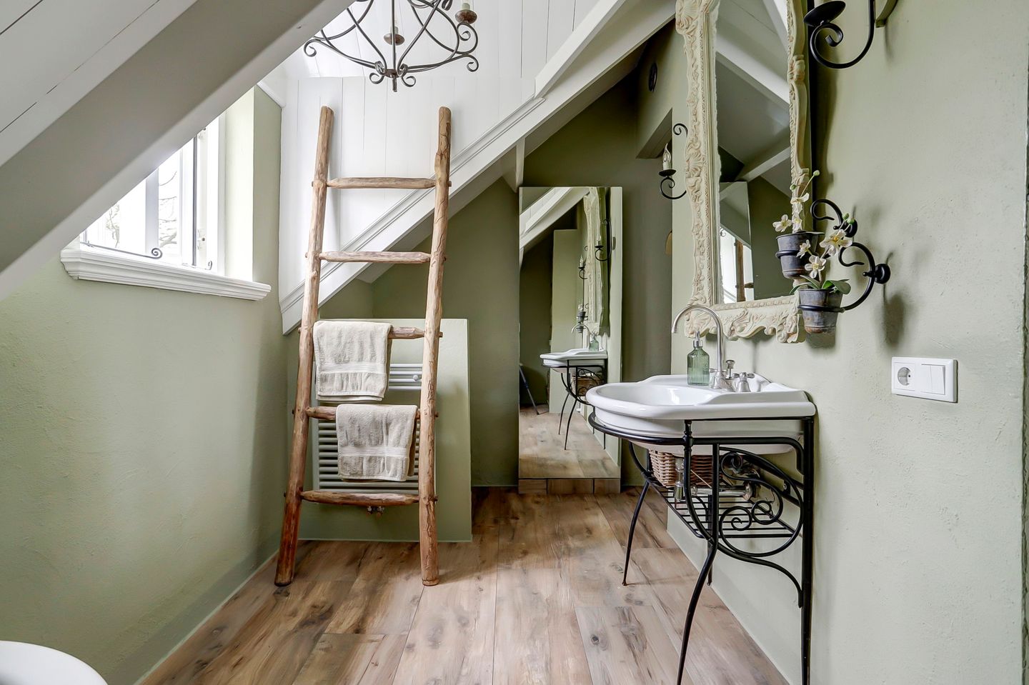 Foto 35 van Biestsestraat 74