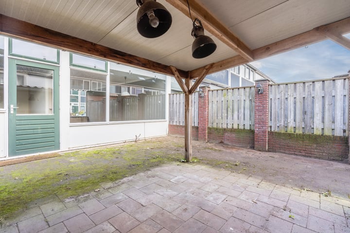 Bekijk foto 37 van Prins Clausstraat 84