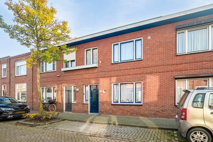 Foto 2 van Pastoor Van Eekelenstraat 19