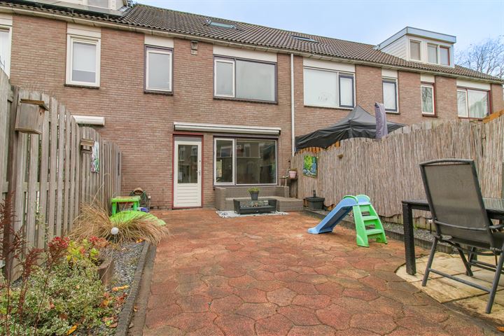 View photo 7 of Rietdekkerstraat 35