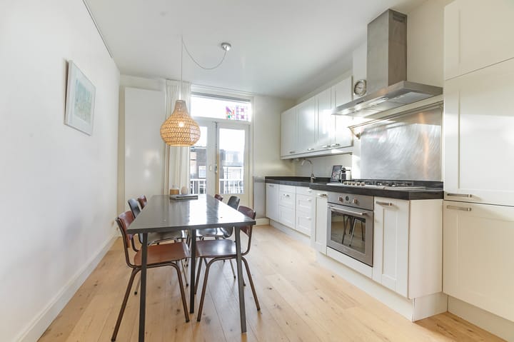 Foto 8 van Jan van Riebeekstraat 3-3